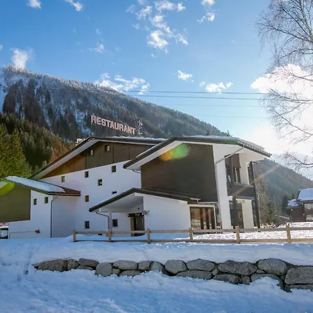 Sainte-foy-l'argentiere Sleeps 6 *
