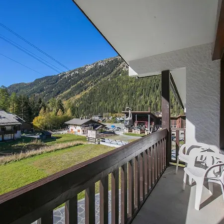 Sainte-foy-l'argentiere Sleeps 6 * Chamonix